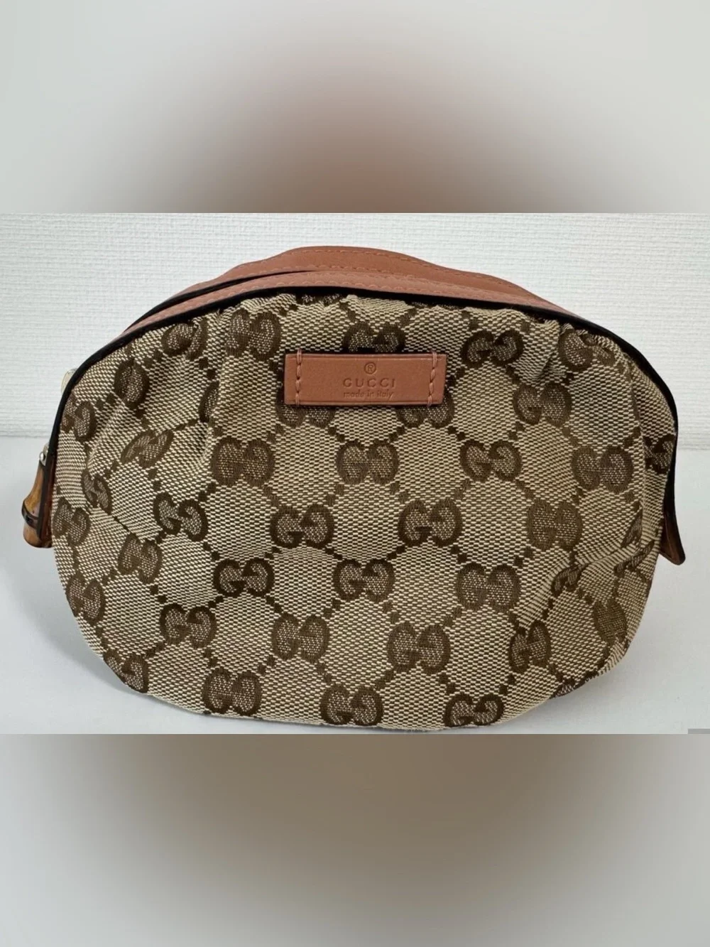 Gucci Beige and Brown GG Canvas Cosmetic Case w/ Bamboo Zipper Pull, Authentic